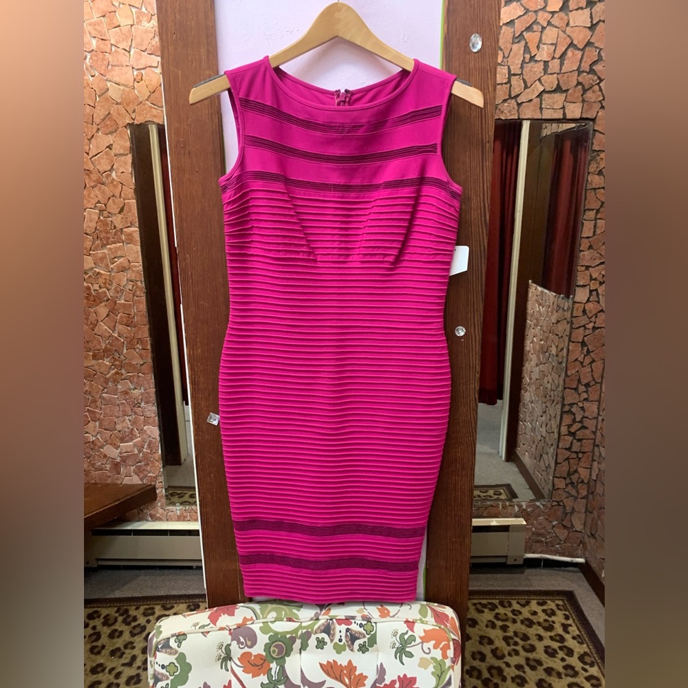 Looks new Elegant Pink Striped Dress